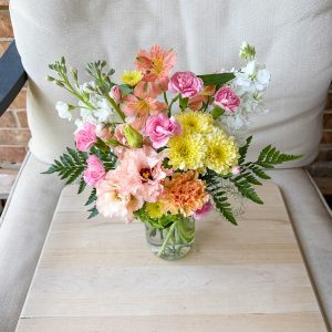 Light, Cheery Mixed Arrangement